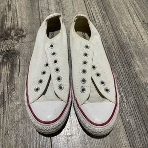 Low top Converse